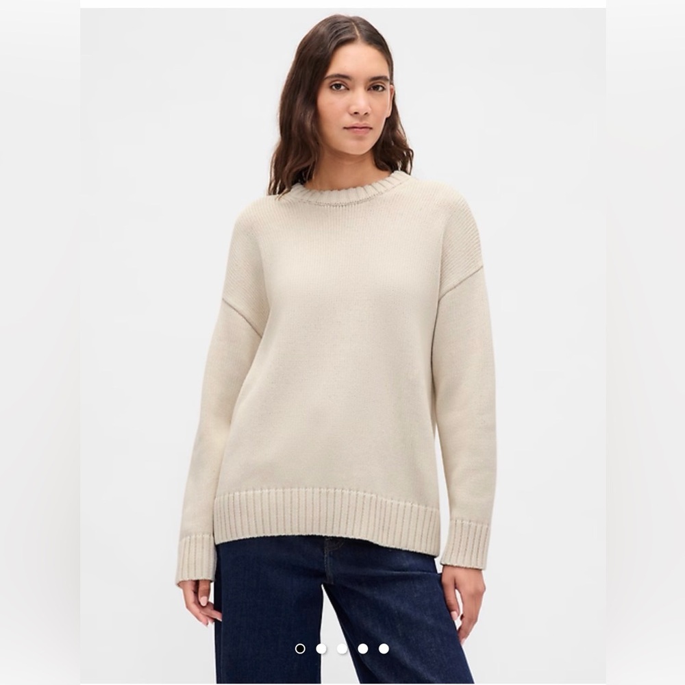 GAP Women's Oversized Cotton Crew Neck Sweater